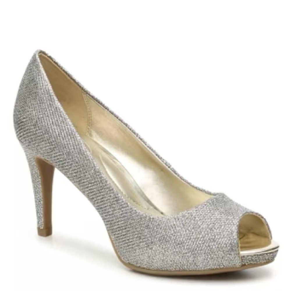 Women's Enzo Angiolini Gold Metallic Peep Toe Heels